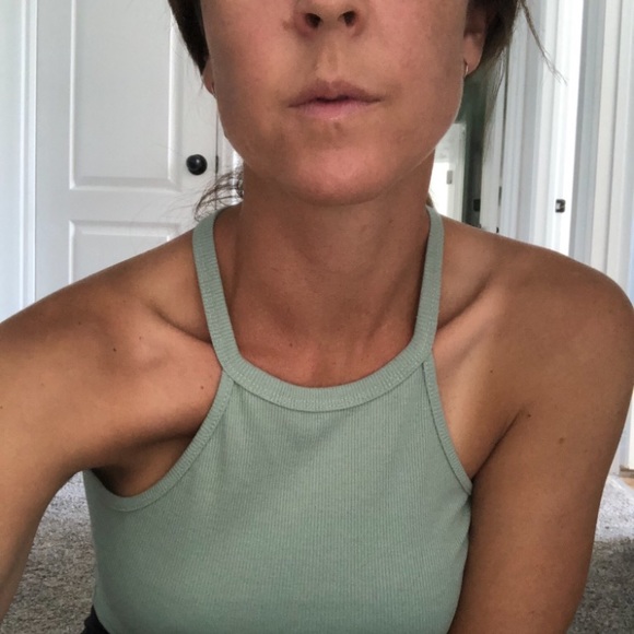 ✨High Neck Crop Top - Picture 1 of 5